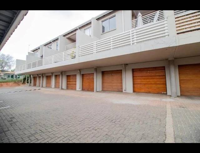 3 BEDROOM PROPERTY TO RENT IN BEDFORD GARDENS